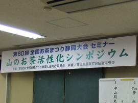Z~i[